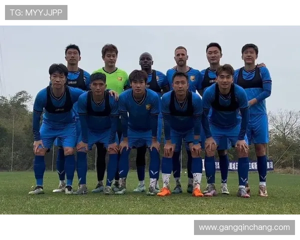 深圳热身赛三比一力克大连鲲城